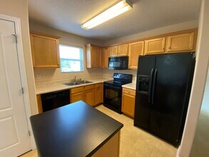 206 Fern Ridge Ct in Athens, GA - Building Photo - Building Photo