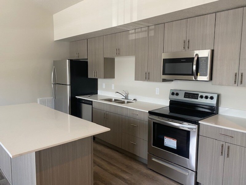 142 E 700 S St in Ogden, UT - Building Photo