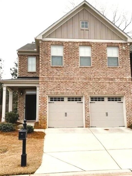 1962 Brightleaf Way in Marietta, GA - Building Photo