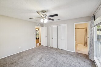 95 Marabou Pl in The Woodlands, TX - Foto de edificio - Building Photo