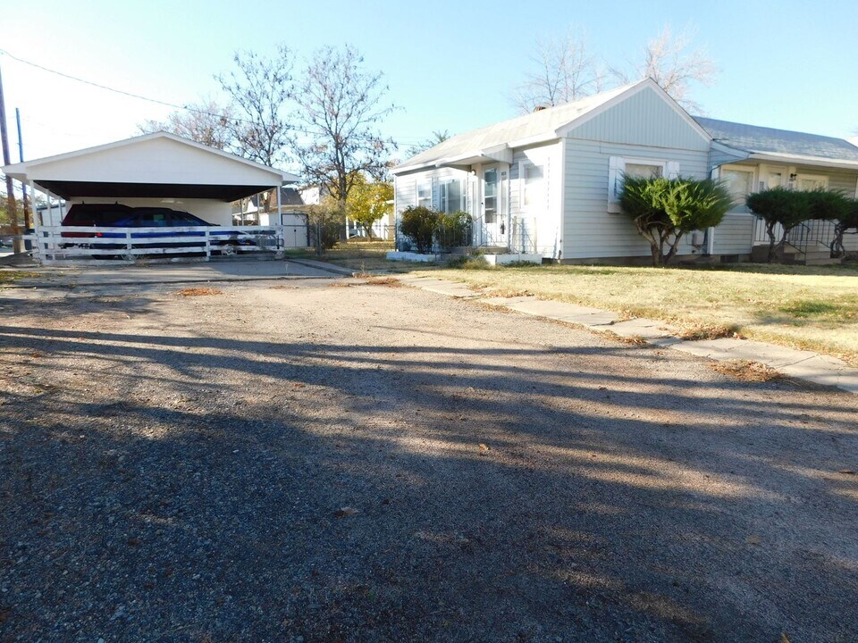 957 Belford Ave-Unit -925 North 10th Street in Grand Junction, CO - Building Photo