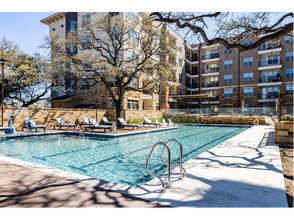 Overture Arboretum 60+ Active Adult Apartment Homes in Austin, TX - Foto de edificio - Building Photo