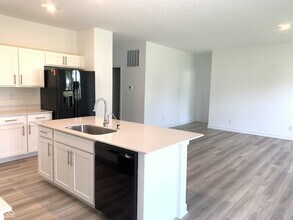 11650 Hartwell St in Indianapolis, IN - Building Photo - Building Photo