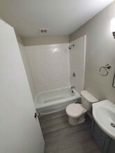 21 McKenzie Ave in Moncton, NB - Building Photo - Building Photo