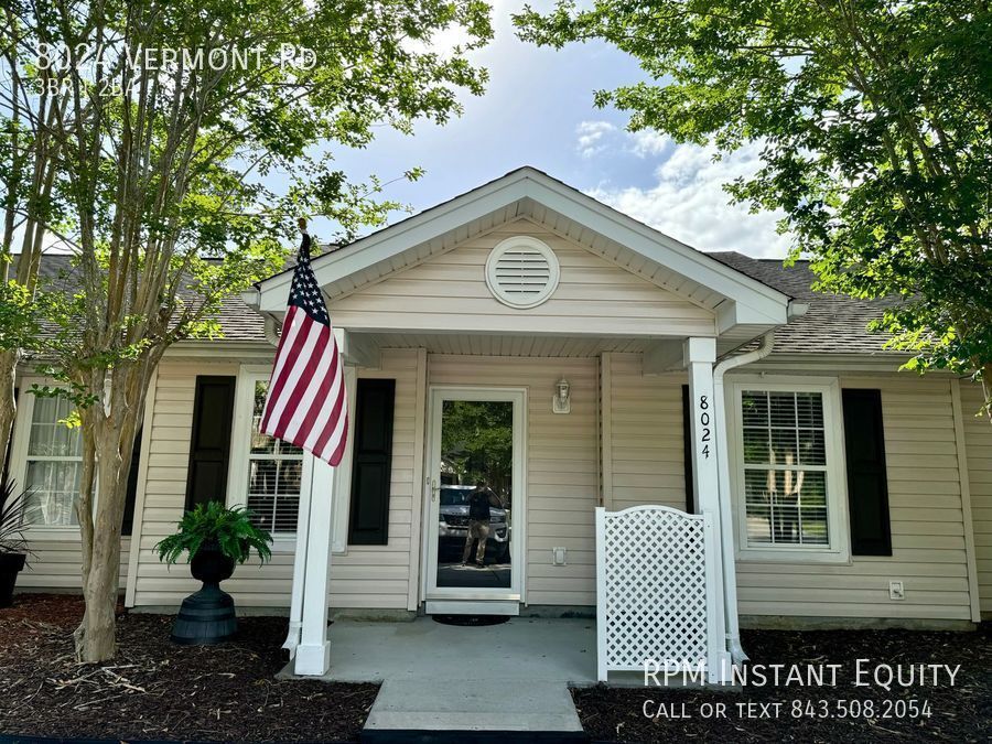 8024 Vermont Rd in North Charleston, SC - Foto de edificio