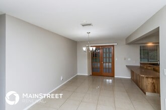 229 SW Kentwood Rd in Port St. Lucie, FL - Building Photo - Building Photo