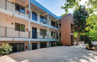 Apex 980 in Denver, CO - Building Photo