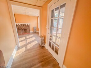 180 Hobson St in Newark, NJ - Building Photo - Building Photo