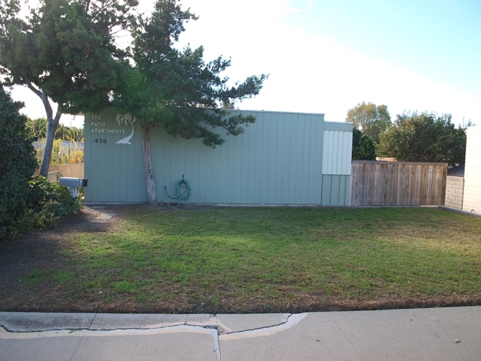 430 Traffic Way in Arroyo Grande, CA - Building Photo