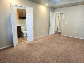 1101 W 15th St in Portales, NM - Building Photo - Building Photo