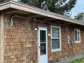 804 N 1st St in Westport, WA - Building Photo - Building Photo