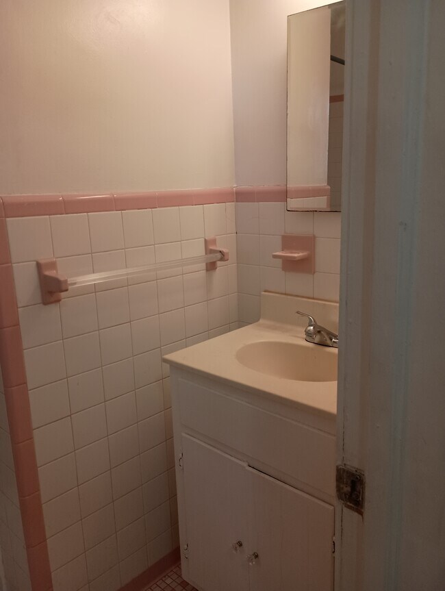 3815 Noble Ave in Richmond, VA - Building Photo - Building Photo