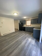 Hudson Ridge in Hudson, NH - Building Photo - Interior Photo