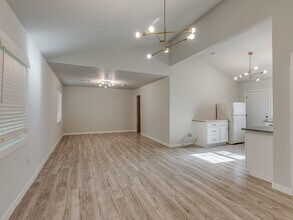 1400 Alan Ln in Midwest City, OK - Building Photo - Building Photo