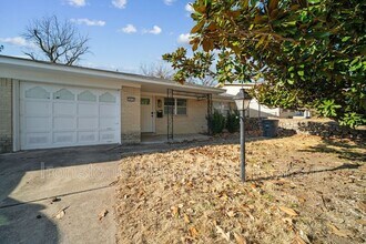 5822 E 35th St in Tulsa, OK - Building Photo - Building Photo