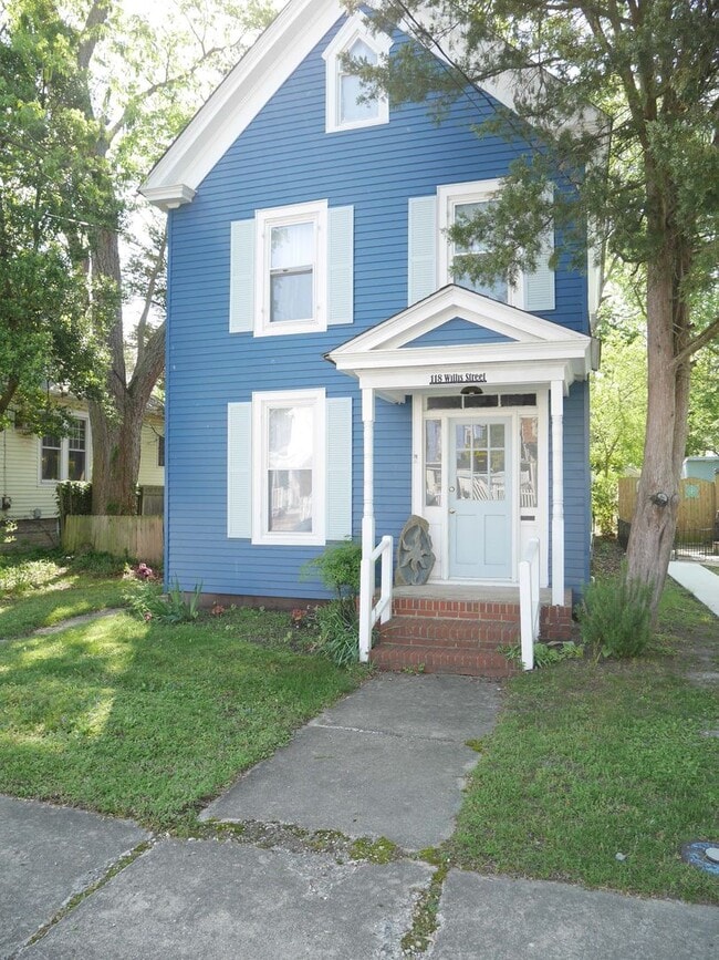 property at 118 Willis St