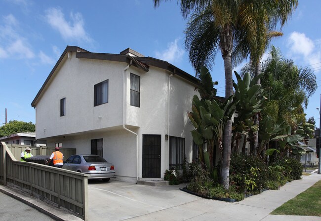 1280 Robinson Ave in San Diego, CA - Building Photo - Building Photo