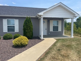 117B Cap America Dr, Unit B in Fredericktown, MO - Building Photo