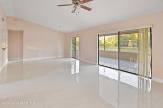 871 Lamplighter Dr NW in Palm Bay, FL - Building Photo - Building Photo