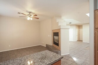 9524 Friant St in Las Vegas, NV - Foto de edificio - Building Photo