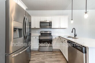 654 N Emery Ave in Orem, UT - Foto de edificio - Building Photo