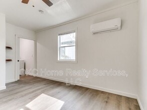 1812 W Noble Ave in Guthrie, OK - Building Photo - Building Photo