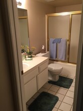 48892 Eisenhower Dr in Indio, CA - Building Photo - Building Photo