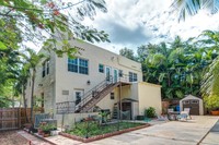 2630 Natoma St in Coconut Grove, FL - Building Photo - Building Photo