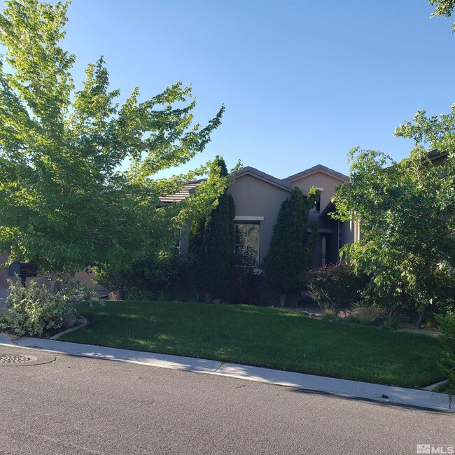 10072 Vía Ponte in Reno, NV - Building Photo - Building Photo