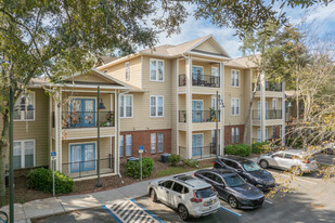 Whispering Pines in Gainesville, FL - Foto de edificio - Building Photo