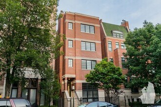 3851 N Southport Ave-Unit -4 in Chicago, IL - Building Photo - Building Photo
