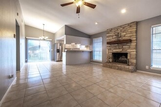 9009 Sawtooth Ln in Austin, TX - Building Photo - Building Photo