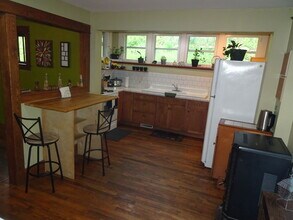 718 Cliff St in Ithaca, NY - Building Photo - Building Photo