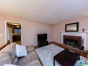 3397 Cedarbrook Cir in Trussville, AL - Foto de edificio - Building Photo