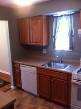 4789 Columbia Rd in North Olmsted, OH - Building Photo - Building Photo