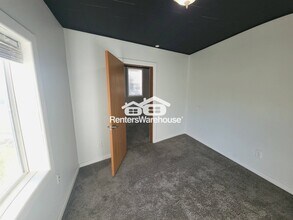 200 N Vine St in Roberts, WI - Building Photo - Building Photo
