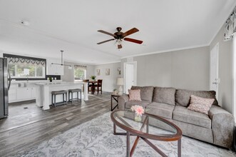 20 Samaria St in Kingstree, SC - Building Photo - Building Photo