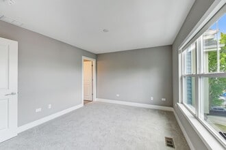 Webster Place in Highwood, IL - Foto de edificio - Building Photo