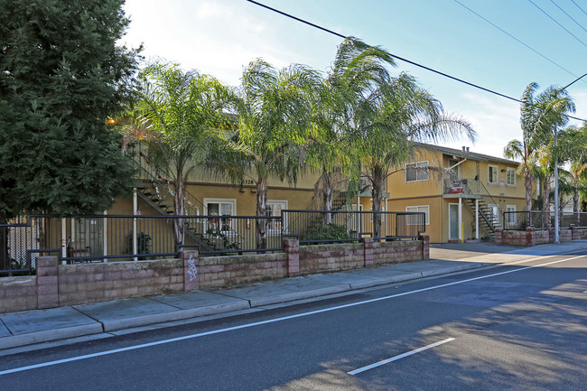 Greenback Lane Apartments in Citrus Heights, CA - Building Photo - Building Photo