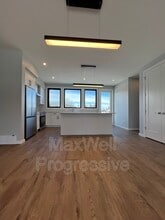 1304 Rutherford Rd SW in Edmonton, AB - Building Photo - Building Photo