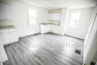 1320 16th Ave in Altoona, PA - Building Photo - Building Photo
