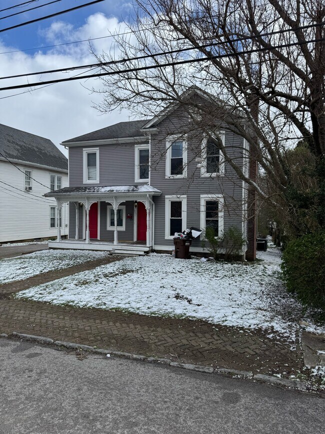 351 High St in Richmond, KY - Building Photo - Building Photo