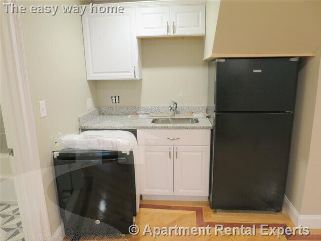 111 Sciarappa St in Cambridge, MA - Building Photo - Building Photo