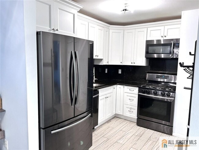property at 532 Cricket Ln