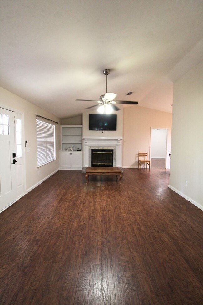 32 Andrew J Hargrett Sr Rd in Crawfordville, FL - Building Photo - Building Photo