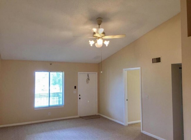 6327 Chasewood Dr-Unit -E in Jupiter, FL - Foto de edificio - Building Photo