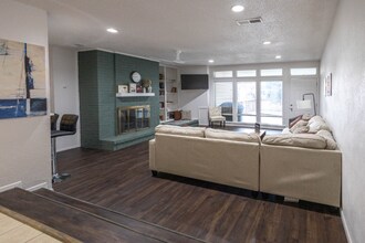 6710 La Costa Dr in Rowlett, TX - Building Photo - Building Photo