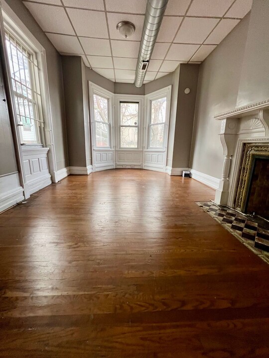 2126 N 18th St in Philadelphia, PA - Building Photo