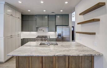 6203 Spicebrush Cove in Austin, TX - Building Photo - Building Photo