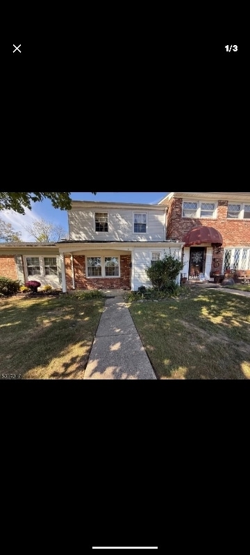 property at 8 Fireside Ct